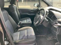 Toyota VOXY лот № 70195 оценка R  с аукциона в Японии 6