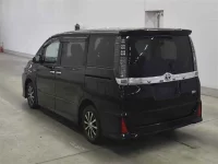 Toyota VOXY лот № 70195 оценка R  с аукциона в Японии 1