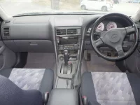 Nissan SKYLINE лот № 1842 оценка R  с аукциона в Японии 2