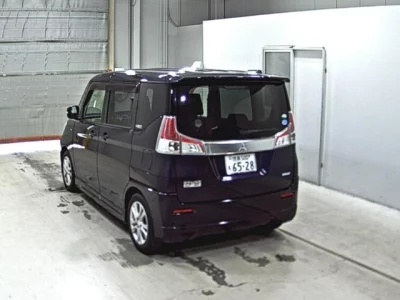 Mitsubishi DELICA D2