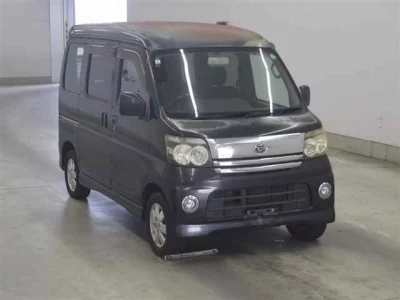 Daihatsu Atrai Wagon  с аукциона в Японии