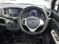 Suzuki WAGON R лот № 3871 оценка 3.5  с аукциона в Японии 2