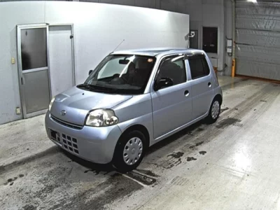 Daihatsu Esse