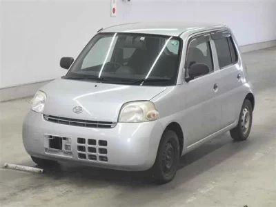 Daihatsu Esse