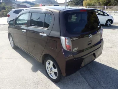 Daihatsu MIRA E S