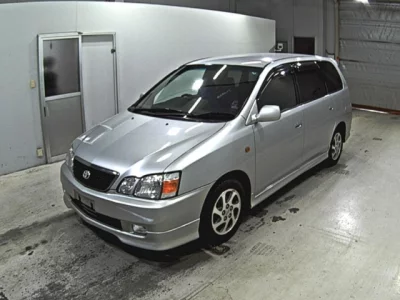 Toyota GAIA  с аукциона в Японии