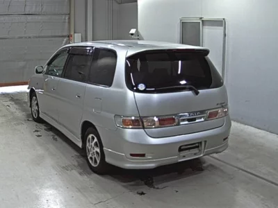 Toyota GAIA  с аукциона в Японии
