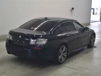 BMW 5-Series лот № 40047 оценка 3.5  с аукциона в Японии 4