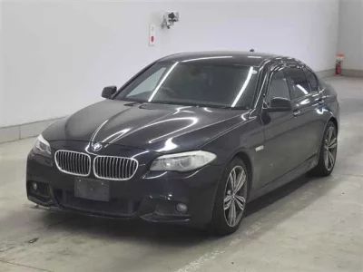 BMW 5-Series  с аукциона в Японии