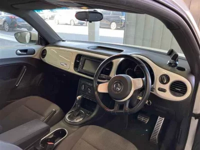 Volkswagen THE BEETLE