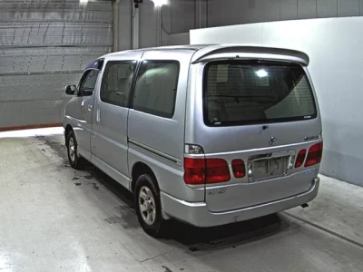 Toyota GRANVIA  с аукциона в Японии
