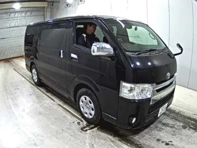 Toyota HiAce Van