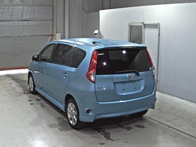 Toyota Passo Sette