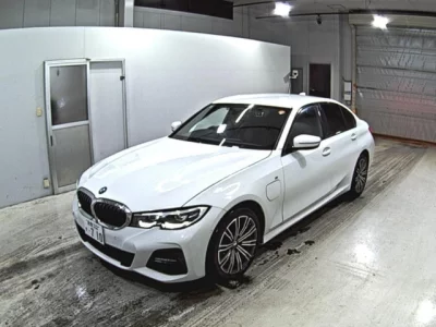BMW 3-Series  с аукциона в Японии