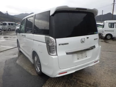 Honda STEP WAGON