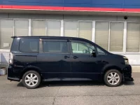 Toyota VOXY лот № 3089 оценка R  с аукциона в Японии 2