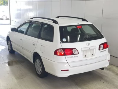 Toyota CALDINA  с аукциона в Японии