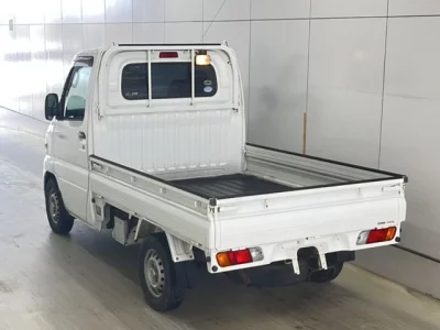 Nissan CLIPPER TRUCK