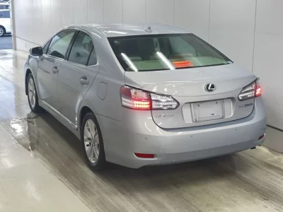 Lexus HS
