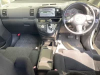 Toyota WISH лот № 3094 оценка R  с аукциона в Японии 3