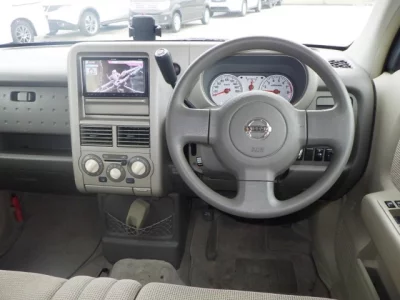 Nissan CUBECUBIC  с аукциона в Японии