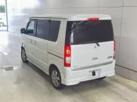 Suzuki EVERY WAGON лот № 2111 оценка X  с аукциона в Японии 1