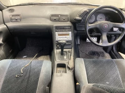 Nissan SKYLINE  с аукциона в Японии