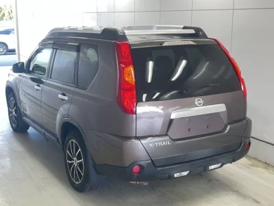 Nissan X-TRAIL  с аукциона в Японии