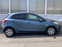 Mazda DEMIO лот № 3060 оценка 3.5  с аукциона в Японии 2