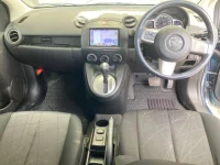 Mazda DEMIO лот № 3060 оценка 3.5  с аукциона в Японии 3
