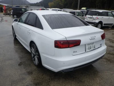 Audi A6  с аукциона в Японии