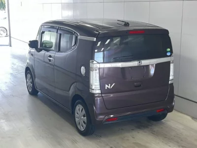 Honda N-Box Slash