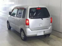 Suzuki WAGON R лот № 2044 оценка 3.5  с аукциона в Японии 1