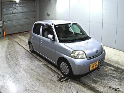 Daihatsu Esse  с аукциона в Японии