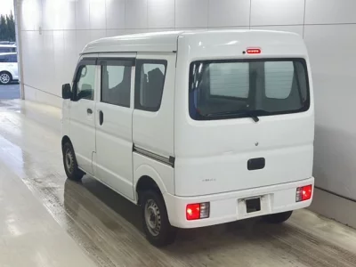 Mitsubishi MINICAB VAN  с аукциона в Японии