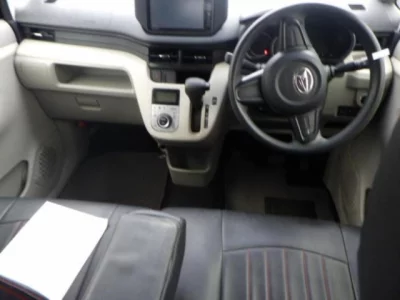 Daihatsu MOVE  с аукциона в Японии