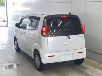 Suzuki MRWAGON