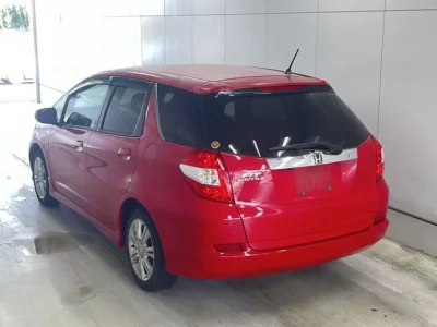 Honda FIT SHUTTLE  с аукциона в Японии