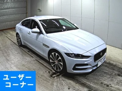 Jaguar XE  с аукциона в Японии