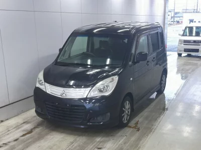 Mitsubishi DELICA D2