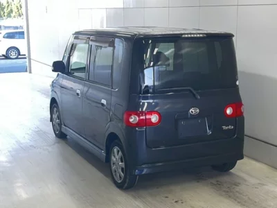 Daihatsu TANTO  с аукциона в Японии