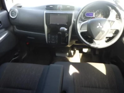 Mitsubishi EK CUSTOM