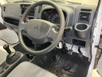 Mitsubishi MINICAB TRUCK