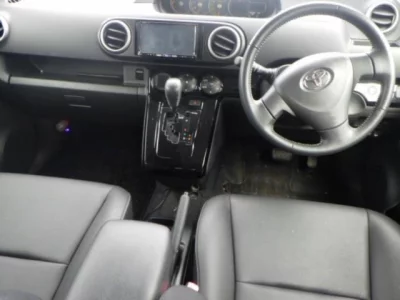 Toyota Corolla Rumion