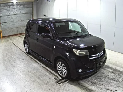 Toyota BB  с аукциона в Японии