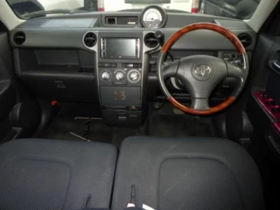 Toyota BB  с аукциона в Японии