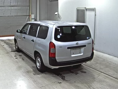 Toyota PROBOX  с аукциона в Японии