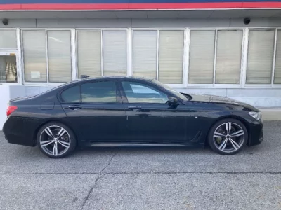 BMW 7-Series  с аукциона в Японии