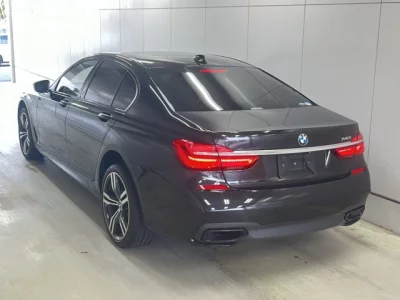 BMW 7-Series  с аукциона в Японии