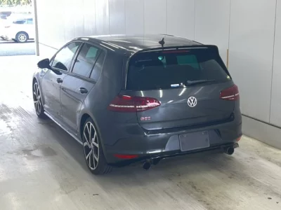 Volkswagen Golf  с аукциона в Японии